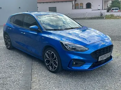 Gebraucht Ford Focus ST-Line X 155 PS (114 kW) 2022 Blau Limousine