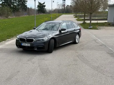 Gebraucht BMW 530 265 PS (194 kW) 2019 Grau Kombi