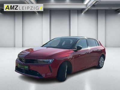 Gebraucht Opel Astra Elegance 131 PS (96 kW) 2023 Chili rot/kardio rot (metallic) Limousine