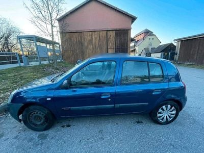Gebraucht Renault Clio II 75 PS (55 kW) 2004 Blau Kleinwagen