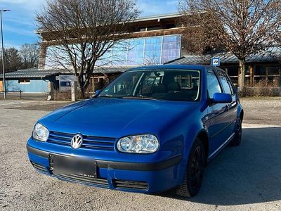 Blau Gebraucht 1999 VW Golf IV Kleinwagen | 1.799 € (Fairer Preis)