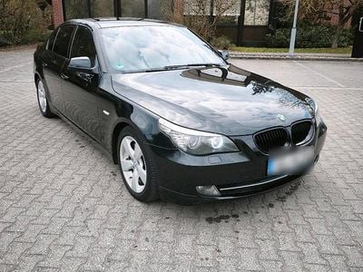 Second-hand BMW 530 Exclusive 235 CP (172 kW) 2009 Negru Berlinǎ