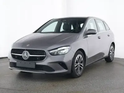 Używany Mercedes B200 Progressive 150 KM (110 kW) 2024 Szary Minivan