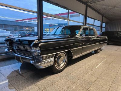 Schwarz Gebraucht 1962 Cadillac Fleetwood Limousine | 16.900 €