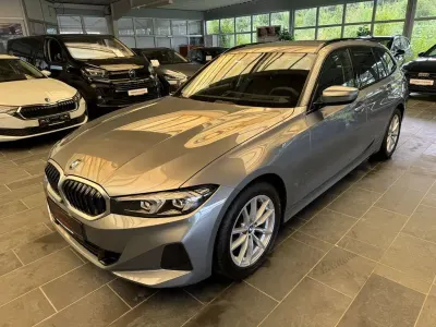 Gebraucht BMW 318 Sport Line 150 PS (110 kW) 2025 Grau Kombi