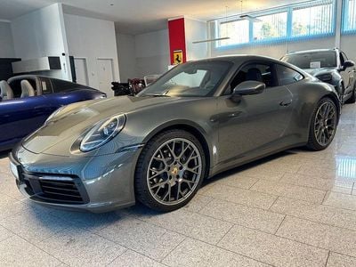 Second-hand Porsche 992 385 CP (283 kW) 2024 Verde Coupe