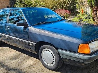 Usado Audi 100 116 HP (85 kW) 1988 Azul Sedan