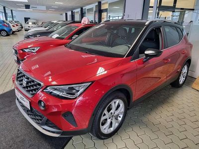 "desire" rot Gebraucht 2022 Seat Arona FR SUV | 19.990 € (Fairer Preis)