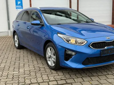 Gebraucht Kia Ceed Sportswagon Edition 7 101 PS (74 kW) 2021 Blau Kombi