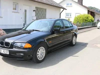 Gebraucht BMW 316 105 PS (77 kW) 2001 Schwarz Limousine