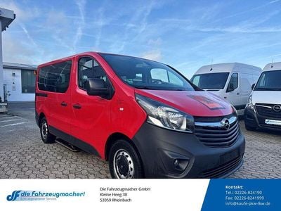 B) (rot Gebraucht 2015 Opel Vivaro Van / Kleinbus | 13.488 € (Etwas zu teuer)