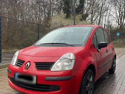 Gebraucht Renault Modus 75 PS (55 kW) 2007 Rot Van / Kleinbus