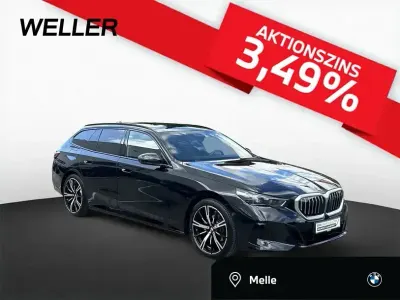 Gebraucht BMW 520 Comfort Edition 197 PS (144 kW) 2025 Black sapphire (schwarz) Kombi