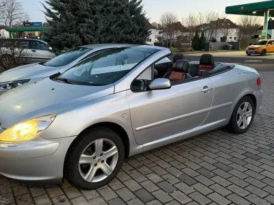 Gebraucht Peugeot 307 CC 136 PS (100 kW) 2003 Silber Cabrio