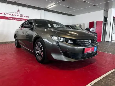 Gebraucht Peugeot 508 Allure 131 PS (96 kW) 2020 Smart grey Limousine