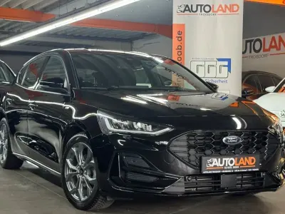 Usata Ford Focus ST-Line 125 CV (91 kW) 2023 Nero Berlina