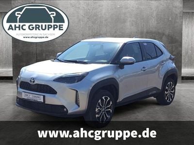 Silber Neu 2025 Toyota Yaris Cross SUV | 30.490 € (Fairer Preis)