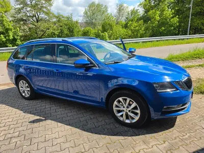 Gebraucht Skoda Octavia Clever 150 PS (110 kW) 2018 Blau Kombi