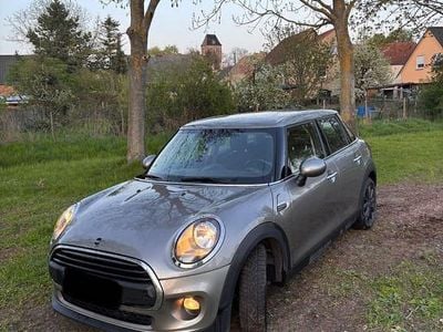Second-hand Mini ONE 102 CP (75 kW) 2018 Gri Hatchback