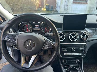 Gebraucht Mercedes CLA180 AMG Edition 1 136 PS (100 kW) 2020 Silber Limousine