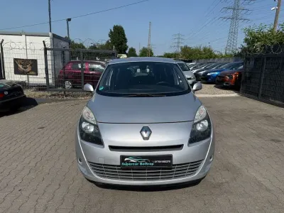 Gebraucht Renault Scénic III Luxe 140 PS (102 kW) 2010 Silber Van / Kleinbus