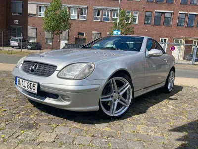 Gebraucht Mercedes SLK200 163 PS (119 kW) 2002 Silber Cabrio