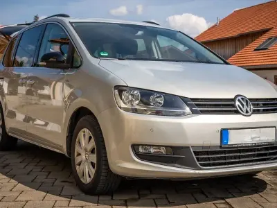 Gebraucht VW Sharan Match 140 PS (102 kW) 2012 Silber Van / Kleinbus
