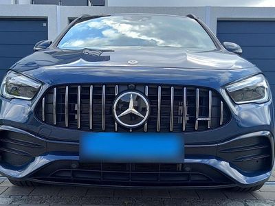 Gebraucht Mercedes GLA35 AMG AMG 306 PS (225 kW) 2022 Blau SUV