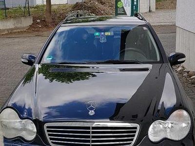 Usata Mercedes C180 143 CV (105 kW) 2005 Nero Station wagon