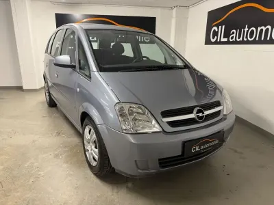 Używany Opel Meriva Edition 101 KM (74 kW) 2005 Srebrny Minivan