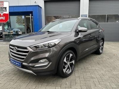Gebraucht Hyundai Tucson 177 PS (130 kW) 2017 Grau (moon rock) SUV