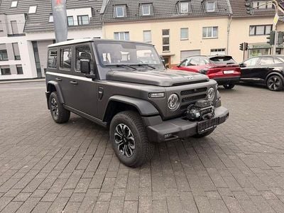 Neu BAW 212 166 PS (122 kW) 2025 Grau SUV