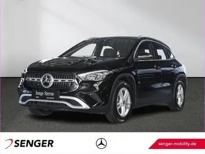 Käytetty Mercedes GLA200 Advanced 163 HP (119 kW) 2024 Musta Katumaasturi