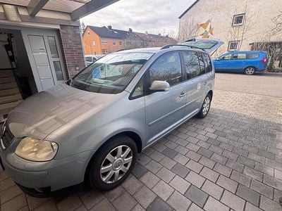 Blau Gebraucht 2006 VW Touran Van / Kleinbus | 2.300 € (Fairer Preis)