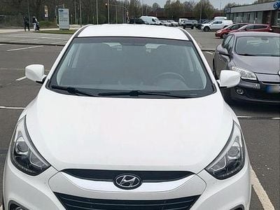 Second-hand Hyundai ix35 135 CP (99 kW) 2015 Alb SUV