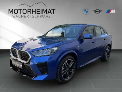 Gebraucht BMW X2 M Sport 163 PS (119 kW) 2025 Blau SUV