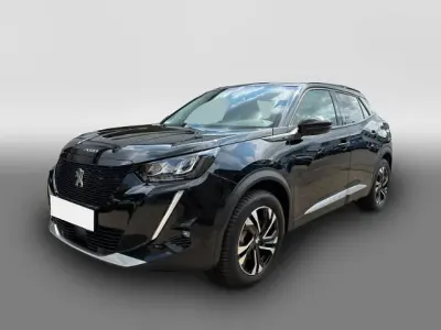 Usata Peugeot e-2008 Allure 100 kW (136 CV) 2021 Nero SUV