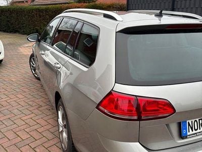 Grau Gebraucht 2016 VW Golf VII Allstar Kombi | 7.650 € (Fairer Preis)