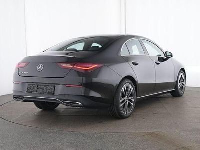 Gebraucht Mercedes CLA180 Progressive 136 PS (100 kW) 2024 Schwarz Limousine