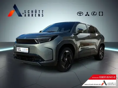 Neu Toyota Urban Cruiser 128 kW (175 PS) 2026 Pine green SUV