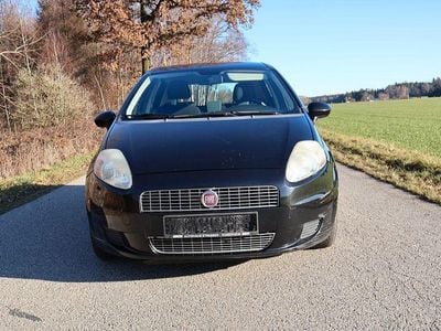 Schwarz Gebraucht 2009 Fiat Punto Limousine | 1.190 € (Guter Preis)