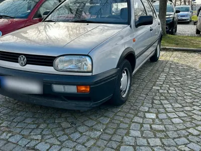 Gebraucht VW Golf III 60 PS (44 kW) 1995 Silber Limousine