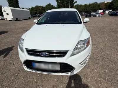 Gebraucht Ford Mondeo 140 PS (102 kW) 2013 Weiß Kombi