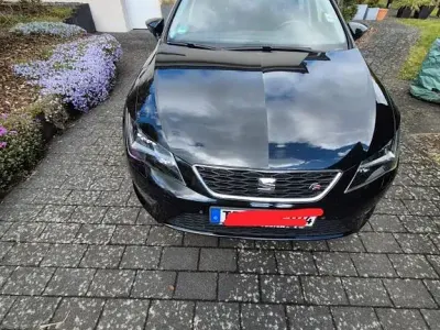 Używany Seat Leon ST FR 150 KM (110 kW) 2015 Czarny Kombi