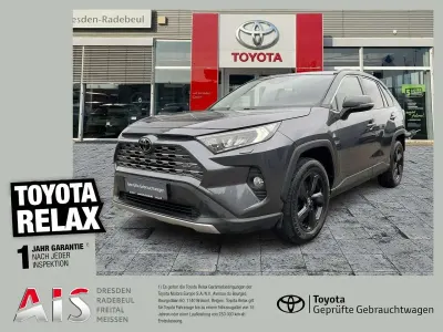Gebraucht Toyota RAV4 Club 175 PS (128 kW) 2019 Grey metallic SUV