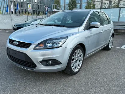 Used Ford Focus 101 HP (74 kW) 2009 Grey Sedan