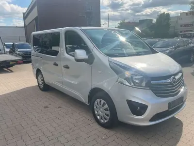 Gebraucht Opel Vivaro 140 PS (102 kW) 2014 Grau Van / Kleinbus