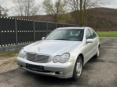 Gebraucht Mercedes C200 163 PS (119 kW) 2003 Silber Limousine
