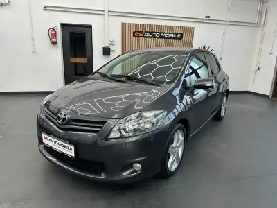 Gebraucht Toyota Auris Club 132 PS (97 kW) 2010 Grau Kleinwagen