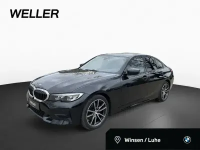 Używany BMW 320 Comfort Edition 190 KM (139 kW) 2022 Czarny Sedan/Limuzyna